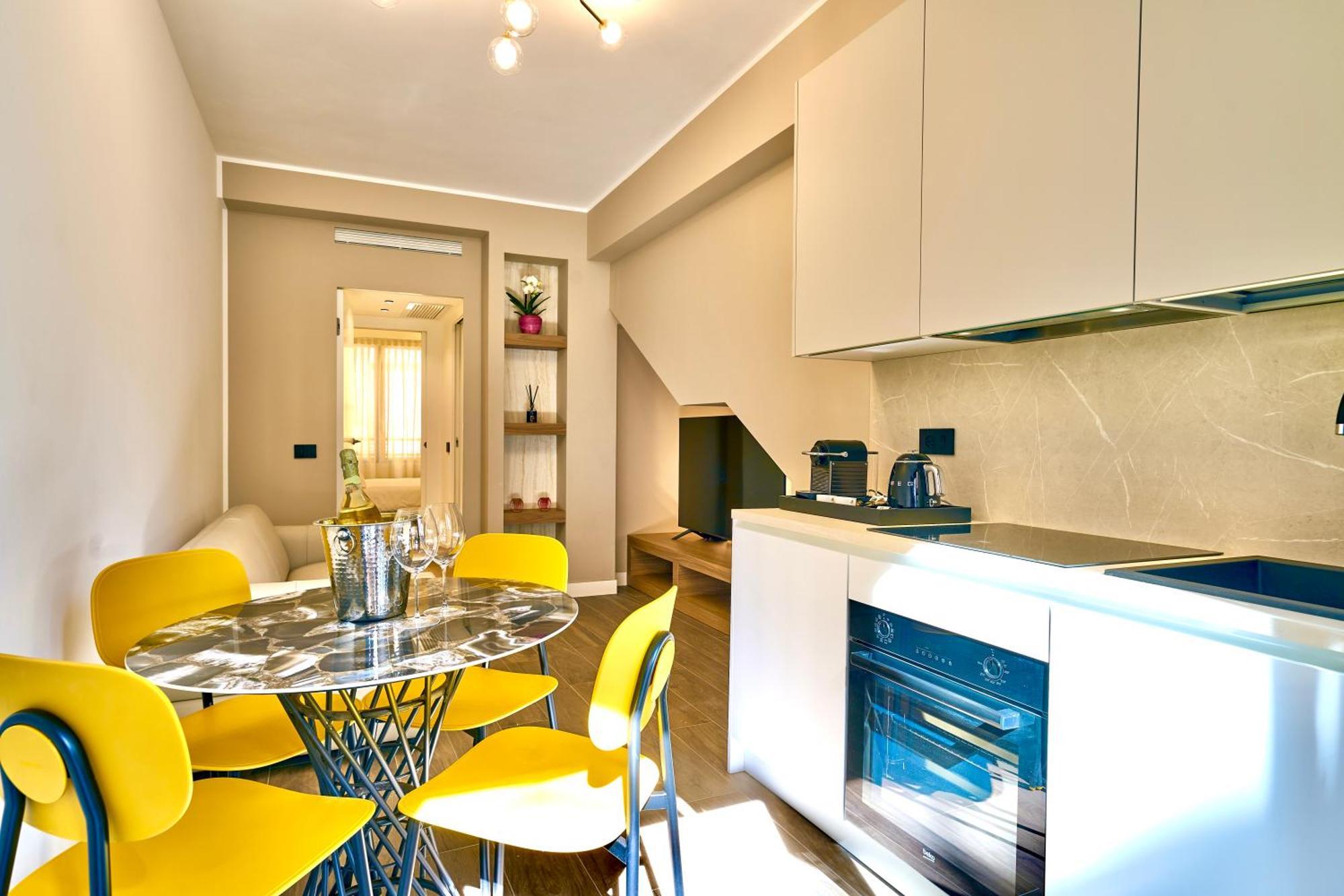 דירות מילאנו Picasso Golden House Next To Duomo מראה חיצוני תמונה